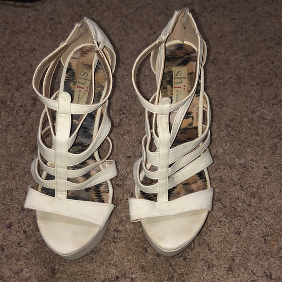 Shi by JOURNEYS Shoes - Cream platform sandals